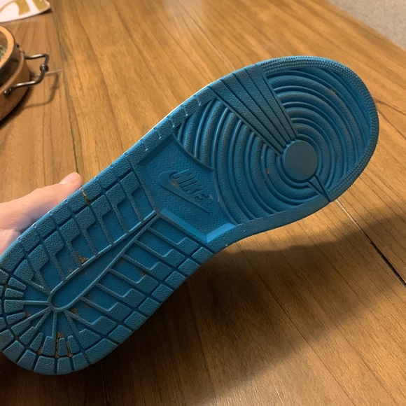 Air Jordan 1 Auquatone worn twice. Willing to take offers. Size 13 - Picture 5 of 5